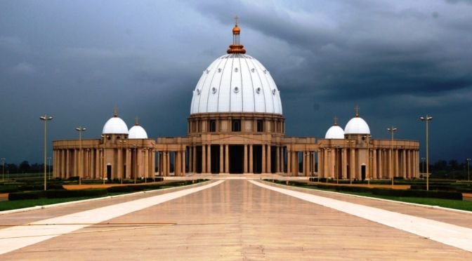 basilique Notre Dame de la Paix de Yamoussoukro